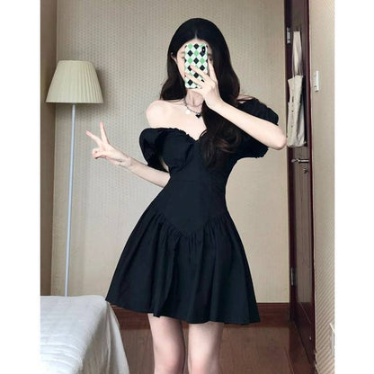 French Style Black Color & Pleats V-neck Backless Dress Women